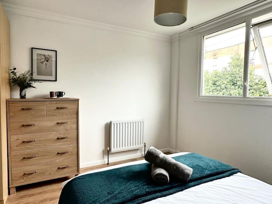 6 Guests House Old Trafford,Media City,City Centre, Free Parking Manchester Exterior photo