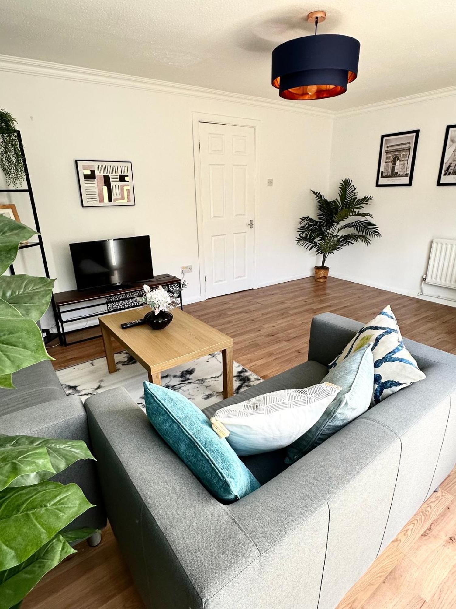 6 Guests House Old Trafford,Media City,City Centre, Free Parking Manchester Exterior photo